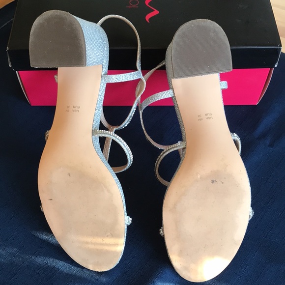 Gorgeous sparkly silver heels - Picture 4 of 6